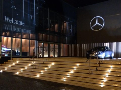 Presentación automovilística ante la prensa del Mercedes Benz Clase E