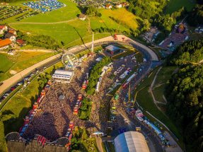 Electric Love Festival 2016: NÜSSLI baut Österreichs grösstes elektronisches Musikfestival.