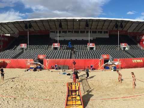 Am 28. Juli beginnt die FIVB Beach Volleyball WM 2017. Erste Trainingseinheiten in der Arena.