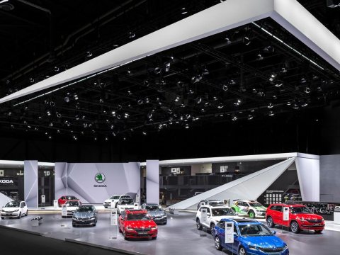 NÜSSLI baut den Škoda-Messestand auf dem 87. Auto-Salon in Genf