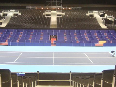 NUSSLI is in charge of the temporary additional grandstands in the St. Jakobshalle for the 30th time this year.