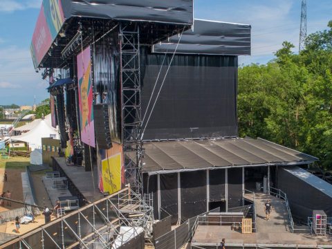 El nuevo gran escenario NUSSLI Jumbo Stage para el Paléo Festival de Nyon