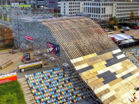Picture: NUSSLI once again built the biggest FIS Big Air Ramp for this years ARAG Big Air Freestyle Festival. 