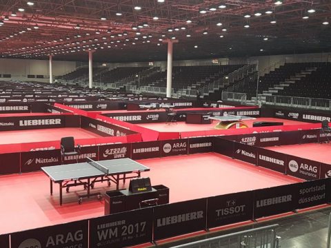 Bild: Tribünen für die Tischtennis-WM 2017 in Düsseldorf.