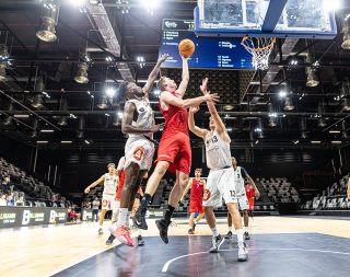 Die Kia Metropol Arena erfüllt die Basketball- und Handball-Bundesliga-Anforderungen