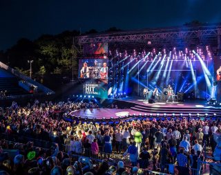 NÜSSLI inszeniert «Das große Sommer-Hit-Festival 2017»