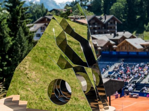 Tras el torneo masculino del Swiss Open de Gstaad, los Campeonatos Femeninos de Gstaad también se celebran en el estadio