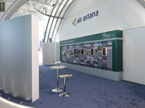 Expo presentación de Air Astana, como "transportista oficial"
