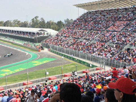 Imagen: Se construyeron 12 690 asientos en las gradas y tres zonas VIP para 2000 aficionados a la Fórmula 1.
