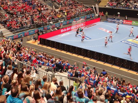 Für den Norwegischen Handballverband erweiterte NÜSSLI die Telenor Mehrzweck-Arena mit einer Tribüne um 3600 Plätze und 