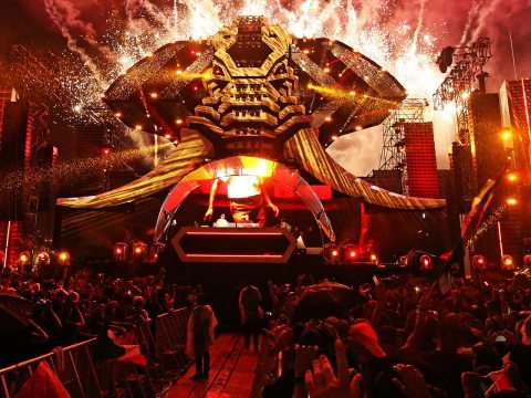 Picture: A gigantic, 21-meter high elephant head dominated the main stage of the Electric Zoo Festival 2017.